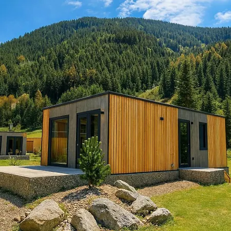 Austriaparks Arlberg Tatil parkı Pettneu am Arlberg