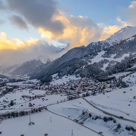 Austria Parks - Arlberg Gmbh * פרטנאו