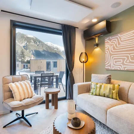 Austria Parks - Arlberg Gmbh 假日公园 *