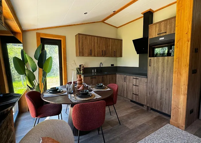 Kompleks wypoczynkowy Austria Parks - Arlberg Gmbh *